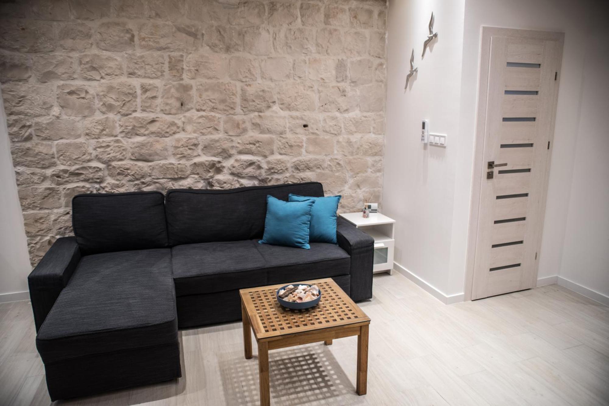 Limestone Heritage House Trogir Room photo