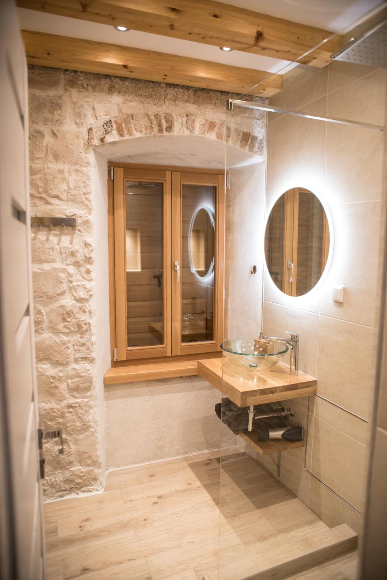 Limestone Heritage House Trogir Room photo